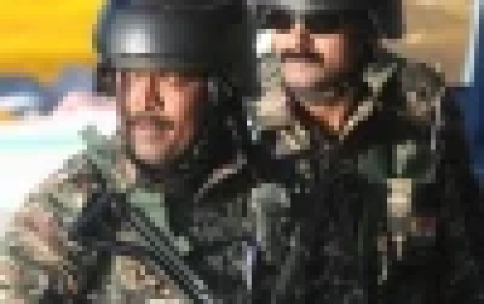 Pakistan retaliates by striking targets in India