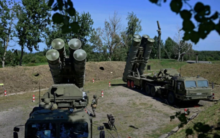 "Hürriyet": Türkiyə Rusiyadan aldığı S-400-ləri Körfəz ölkələrindən birinə satıb