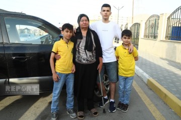 Another group of IDPs leave for Lachin