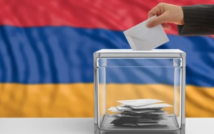 Ermənistanda seçki günü -