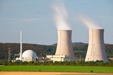 Polşada ilk atom elektrik stansiyasının tikintisi ilə bağlı müqavilə imzalanıb