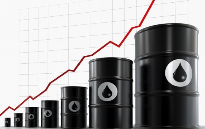Dünya bazarında neftin qiyməti 97 dollardan aşağı enib