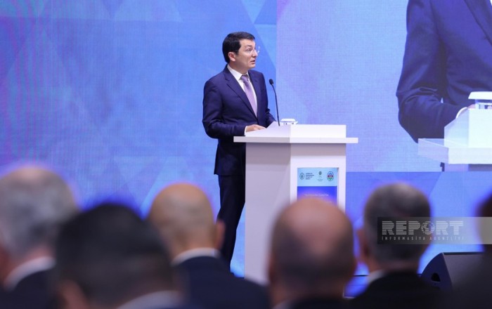 Elnur Əliyev: “Azərbaycanın strateji valyuta ehtiyatları 73 milyard dolları ötüb”