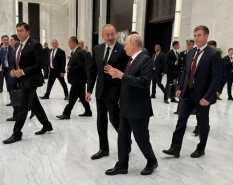 Putindən Bakı və İrəvana fərqli mesaj -