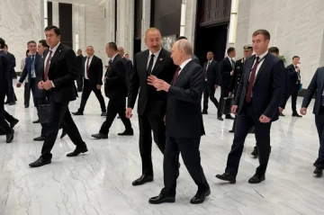 Putindən Bakı və İrəvana fərqli mesaj -