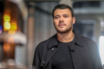 Emin Ağalarov Üzeyirin mahnısını paylaşdı -