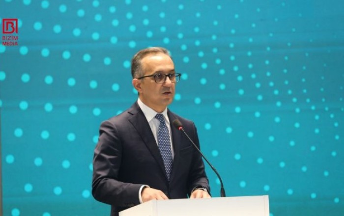 Komitə sədri: “Azərbaycanın dünyəvilik modeli ilə dini dəyərlər arasında ziddiyyət yoxdur”