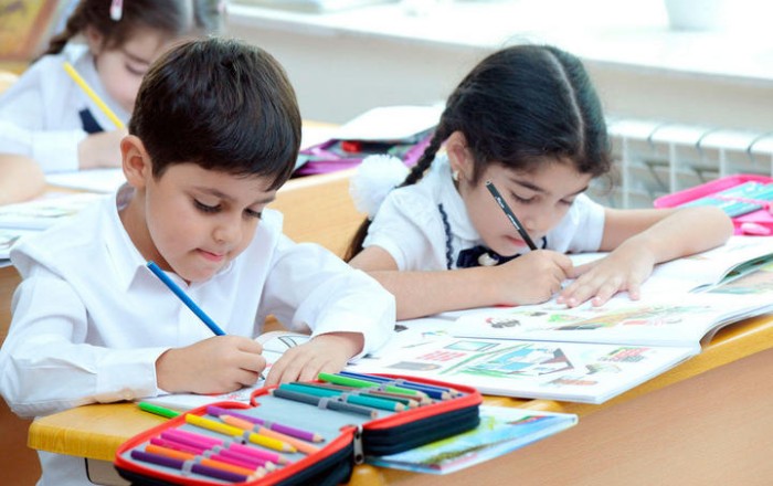 Birinci sinfə qəbulla bağlı tətbiq olunan yenilik valideynlərin narazılığına səbəb oldu