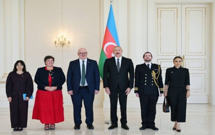 Prezident Böyük Britaniyanın Azərbaycanda yeni təyin olunmuş səfirinin etimadnaməsini qəbul edib
