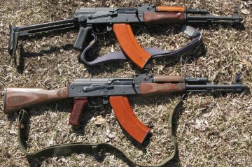 Ötən gün qanunsuz saxlanılan qumbaraatan və digər silahlar aşkarlanıb