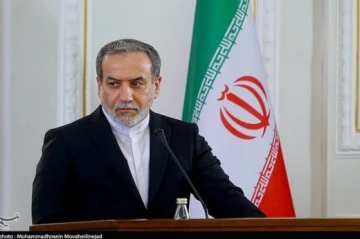 Iran, Japan FMs discuss latest regional, intl. developments