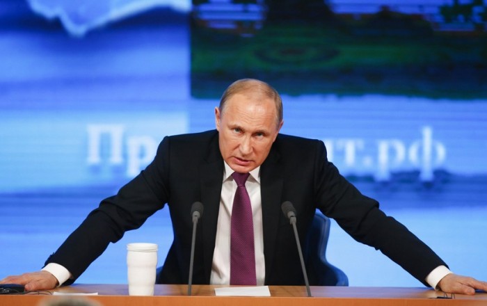 Putin Ukrayna ilə pasxa atəşkəsini elan edib